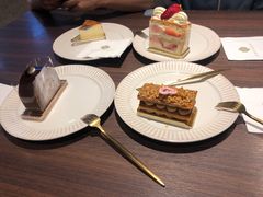 草莓拿破仑酥-KNOTKNOT珞珞·日式甜品(K11店)