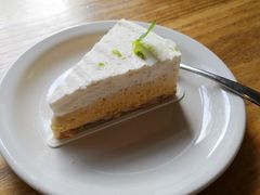 -花苑里咖啡(威远店)