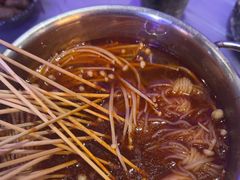 -夜火烤摊·东北烧烤酒场·老杨小黄鱼