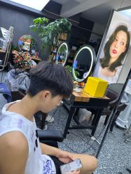 -藤野造型专业烫染接发