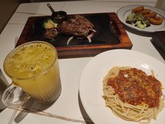 -牛扒先生·雪花牛扒西餐厅(东平店)