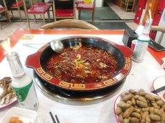 -烧哥美蛙肥肠鱼火锅·十五年社区店