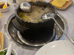 -鲁朗纳麦石锅鸡庄园
