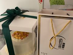 -山与蓝·轻糖鲜果蛋糕(勒泰店)