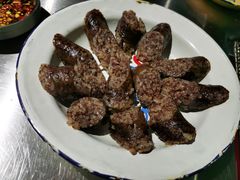 -马路牙子地桌烤肉(工体店)
