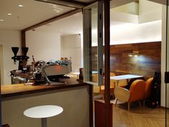 -Line来恩咖啡(石厦花园店)