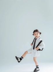 -小熊维尼高端儿童摄影(南山店)