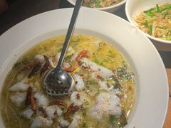 -洞庭土菜小炒馆(易发广场店)