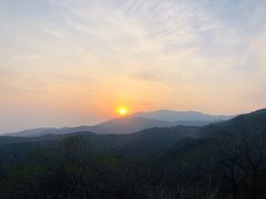 -鬼笑石后山停车场