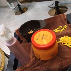 点击看大图 -NOMA造型 Salon