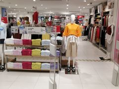 -优衣库(上海正大广场店)