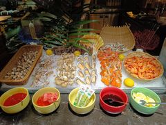 -月色西餐厅·海鲜刺身·烧烤(科学城保利郡雅酒店)