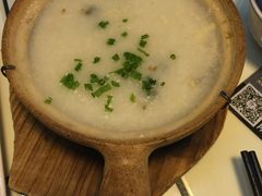 -新大咀港式茶餐厅(宝山万达店)