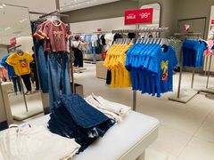 -URBAN REVIVO(西安Momopark店)