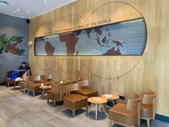 用餐区-星巴克(夏日百货店)
