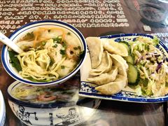 -长人馄饨铺(解放街店)
