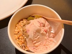 -钱小奴海鲜自助黑金店(杭州滨江龙湖店)