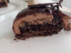 橄榄巧克力慕斯-潮一不贰·法式甜品·生日蛋糕·西式简餐(外滩店)