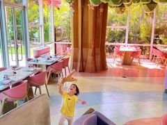 -水桶王国主题餐厅·聚会·生日派对·亲子活动·家庭套餐(亚龙湾希尔顿店)