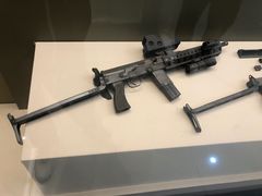 -轻武器博物馆