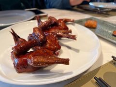 脆皮妙龄鸽-新荣记(新源南路店)