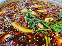 -乡土特色.冷锅鱼.牦牛肉汤锅