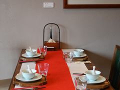 -荷风细雨·中国茶宴(世纪大道店)