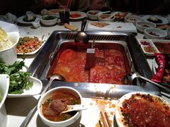 -海底捞火锅鲜切牛肉主题店(长寿路店)