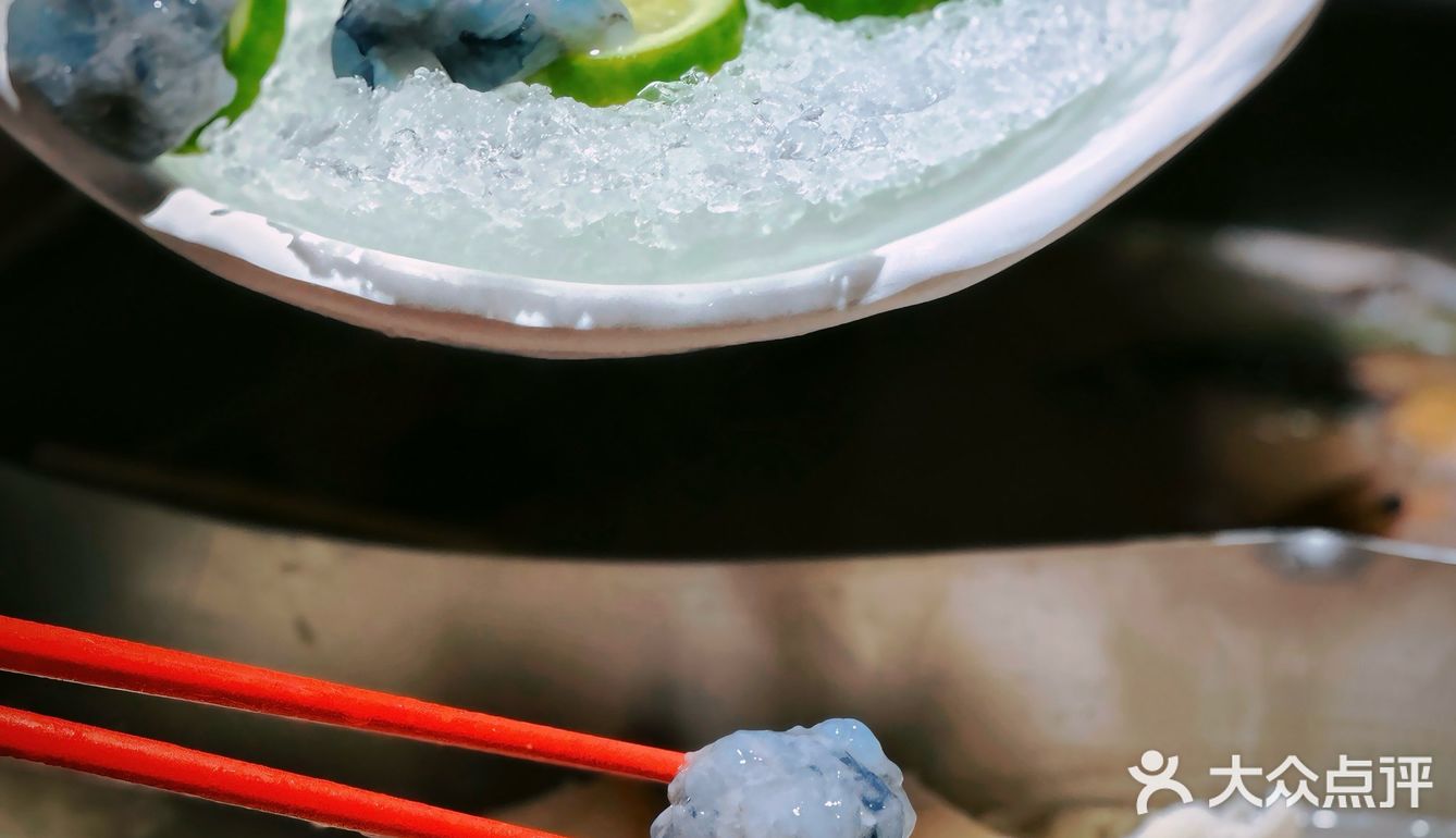 走，排队去！这家鱼火锅吃了还想吃