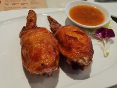 鲜虾胶酿脆皮鸡翅-港丽餐厅(高德置地店)