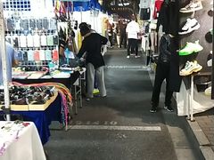 -吴山路夜市