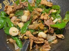 -费大厨辣椒炒肉(高铁吾悦广场店)
