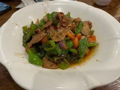 -乡村馕坑肉·烧烤·新疆菜·本地人更爱吃(阿勒泰首店)