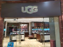 -UGG(燕莎奥特莱斯购物中心店)