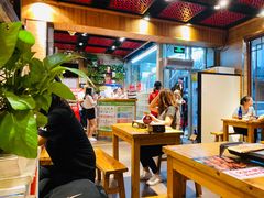 大堂-管氏翅吧(护国寺店)