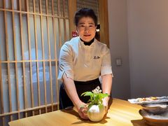 -花和海鲜自助(梅江店)