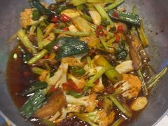 -路边边.炒菜烧烤.音乐餐厅(良乡长虹店)