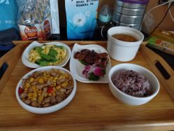 -卓玥国际月子会所(罗山路店)