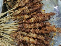 -巴汗羊肉串烧烤店
