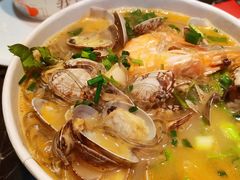 -何记花甲(卓悦汇旗舰店)