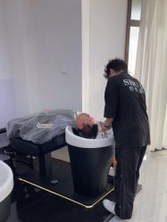 -V7 HAIR SALON