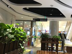 -资和信百货商场