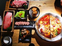聚会菌菇锅-湊湊火锅·茶憩(杭州湖滨银泰in77店)
