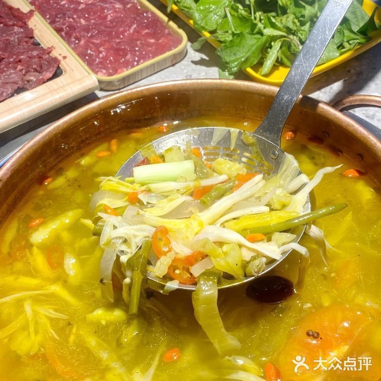 去拉萨听劝！吃这家酸汤牦牛肉火锅