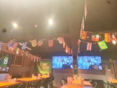 -京狮炙燥·精酿烧烤(首经贸店)