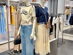 -王府井奥莱临潼小镇(临潼店)