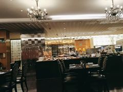 -圣丰索菲特·2 On 988 Café 自助餐厅
