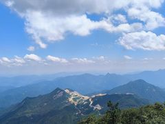 -罗田薄刀峰风景区