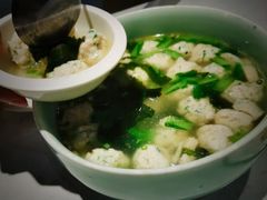 招牌手打鱼丸汤-北李·海肠捞饭·大连菜(望京凯德MALL店)