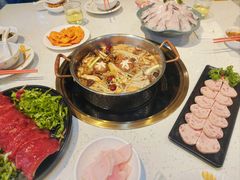 八珍玉食养生汤锅-八珍玉食鸡煲·打边炉(印象城店)